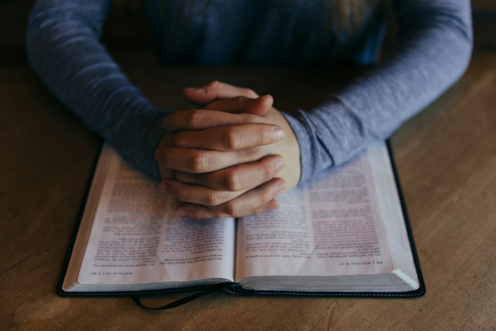 Praying For Change (Books)